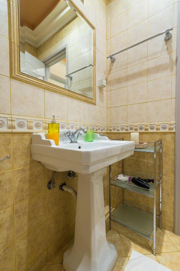 Bed and Breakfast Family House Next To Acropolis Atenas Exterior foto